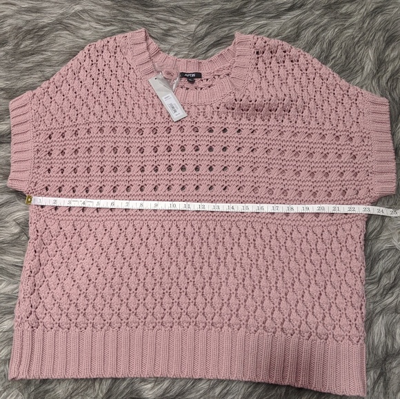💜SOLD💜Apt. 9 open-weave short-sleeved sweater - Picture 6 of 7